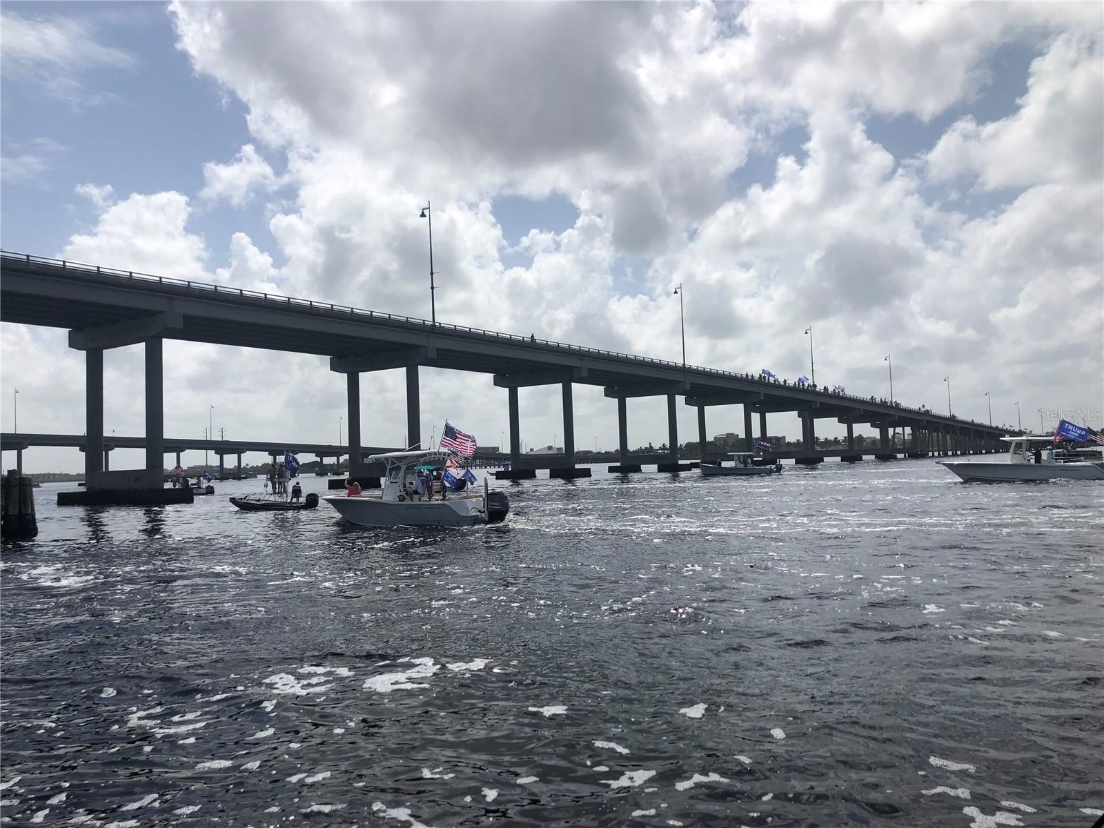 LAKE FRONT VILLAS AT HERITAGE LAKE PARK PH 8 - Residential