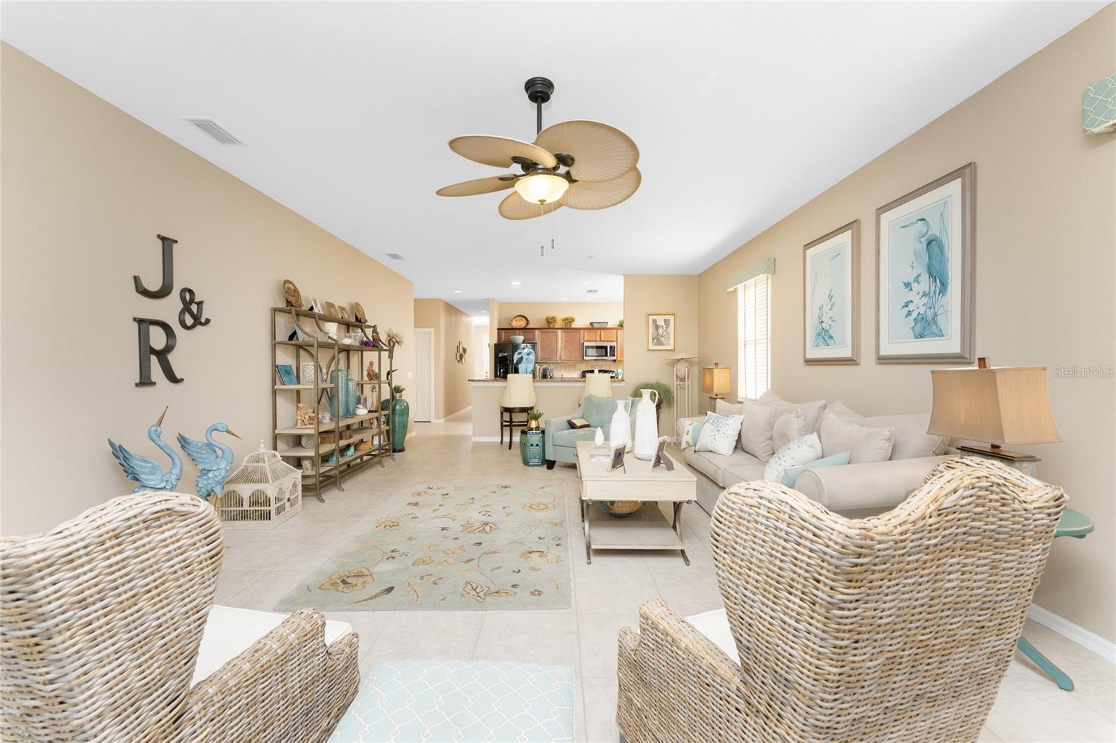 LAKE FRONT VILLAS AT HERITAGE LAKE PARK PH 8 - Residential