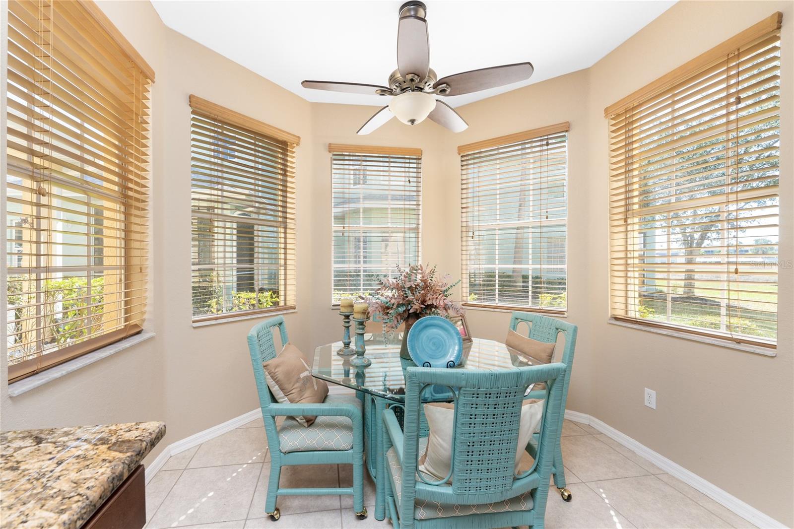 LAKE FRONT VILLAS AT HERITAGE LAKE PARK PH 8 - Residential