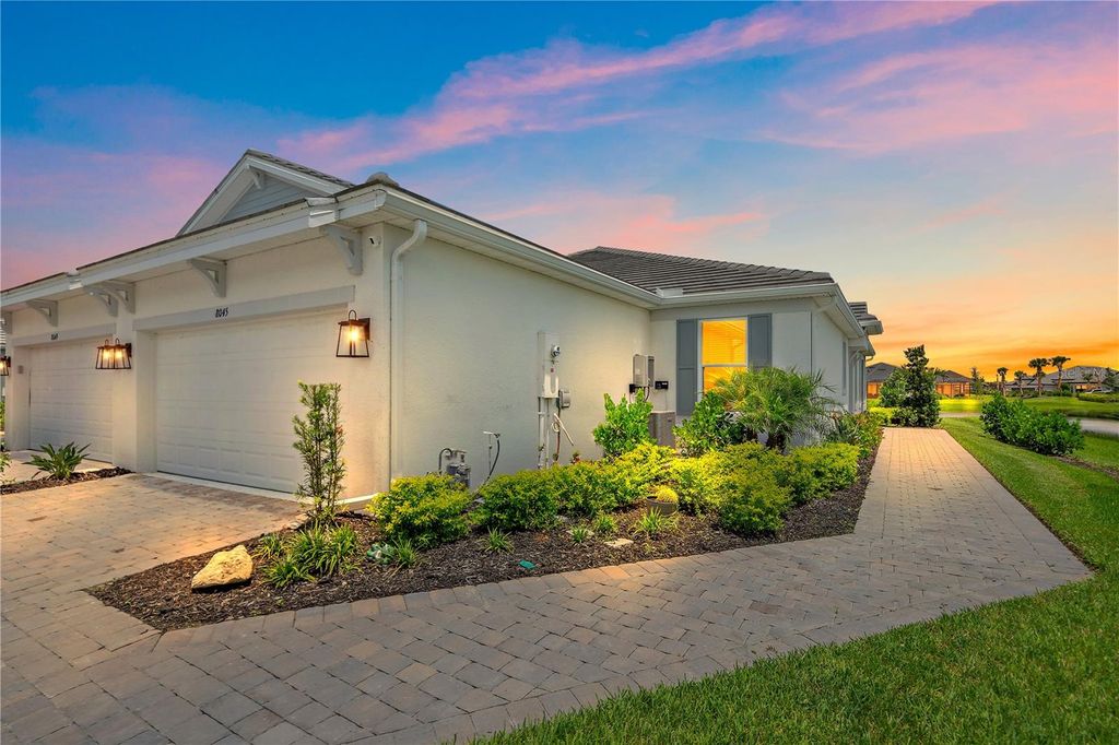 Photo of 8045 Moonbeam Avenue, Sarasota, FL 34241 (MLS # A4659129)