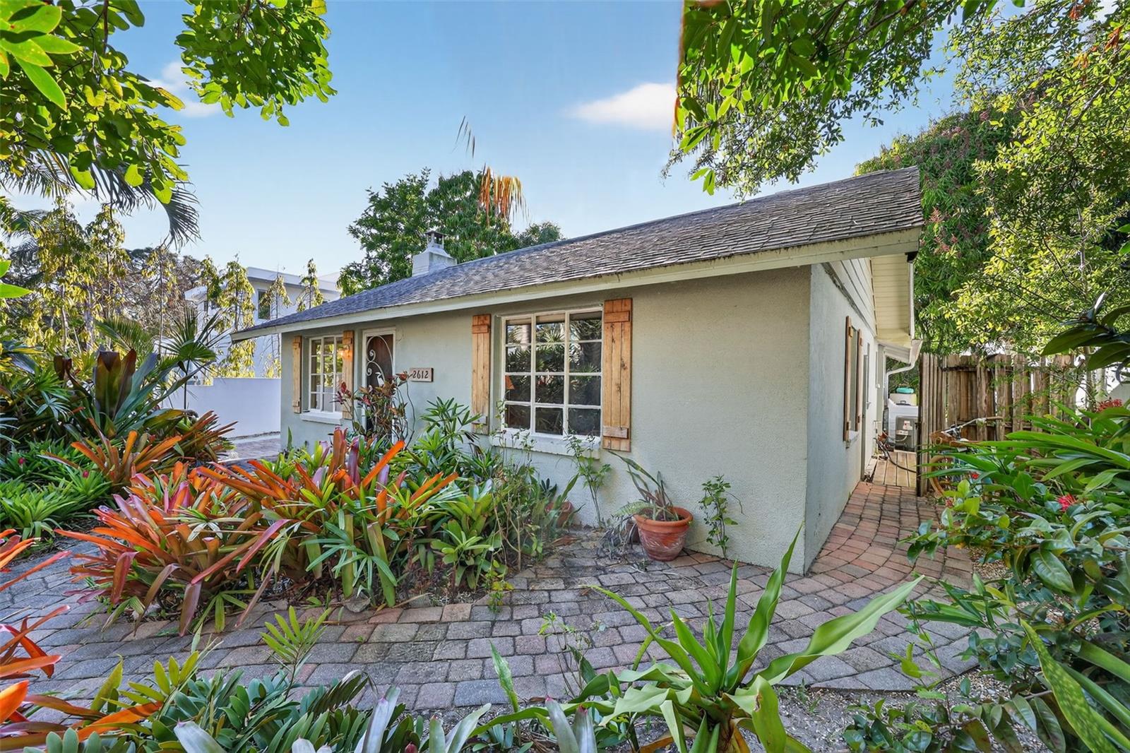 2612 MULBERRY TERRACE