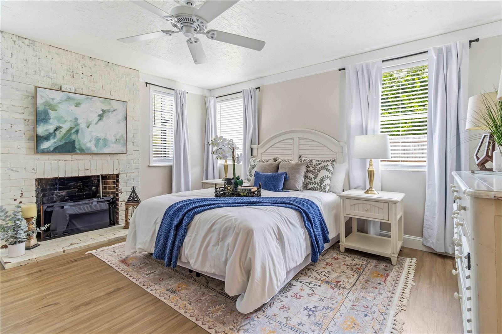 GRANDVIEW SHORES 02 REP - Residential