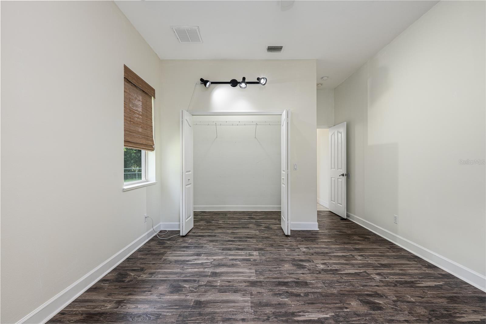 INDIAN RIVER PARK - Residential