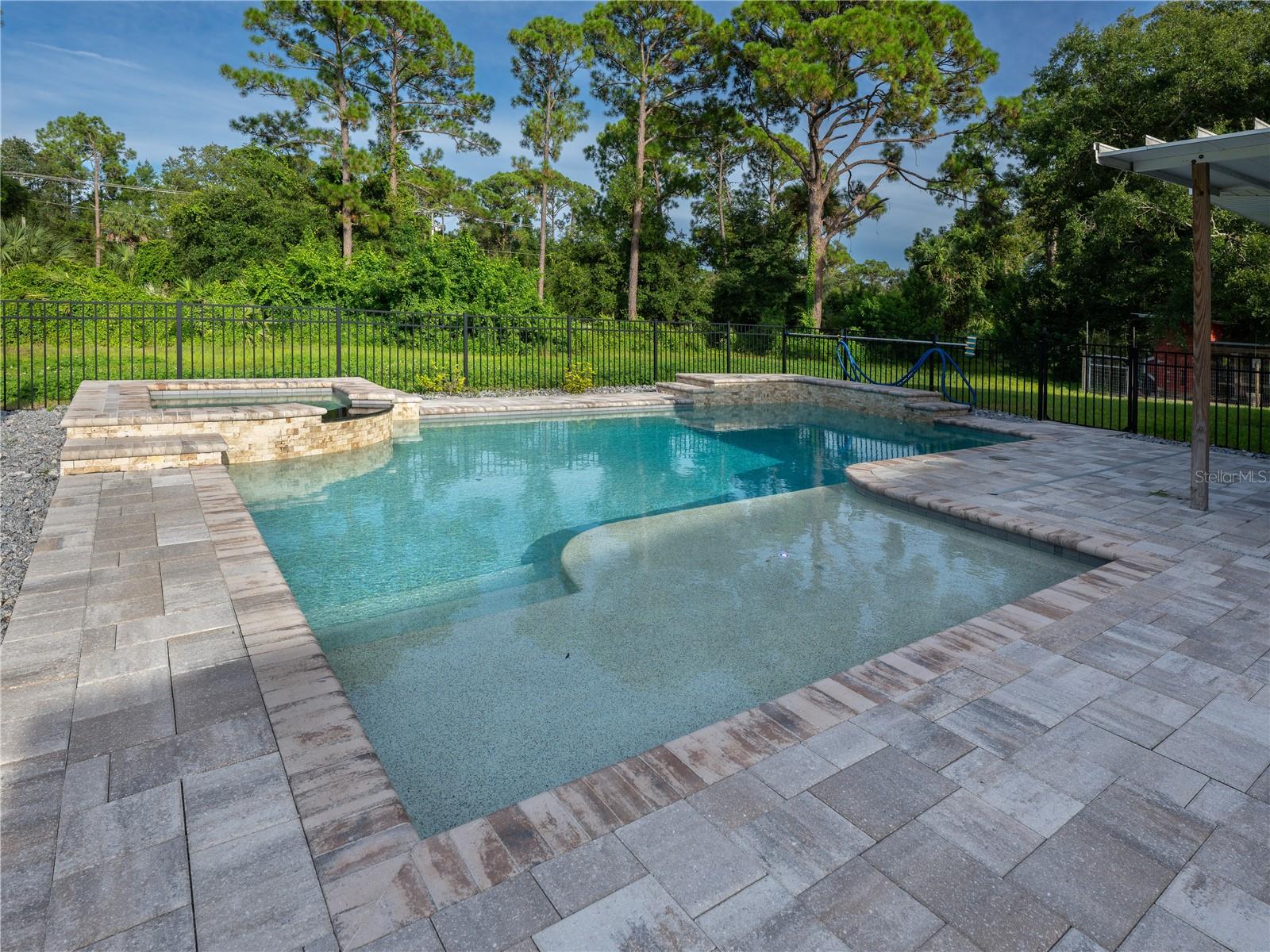 INDIAN RIVER PARK - Residential