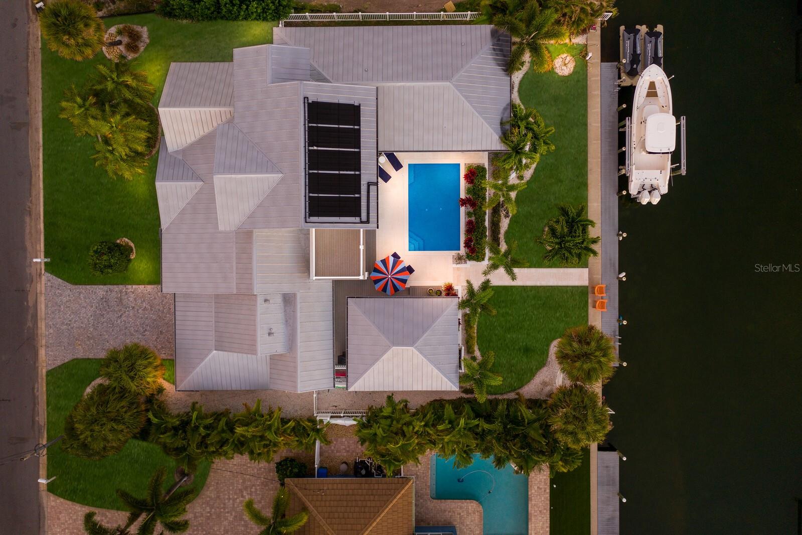 VOLUNTARY HOA - KEY ROYALE RESIDENT OWNE - Residential