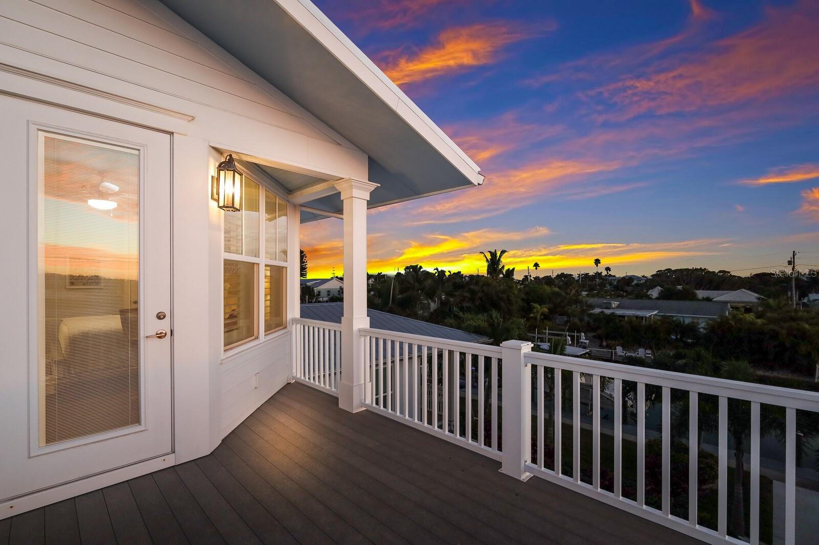 VOLUNTARY HOA - KEY ROYALE RESIDENT OWNE - Residential