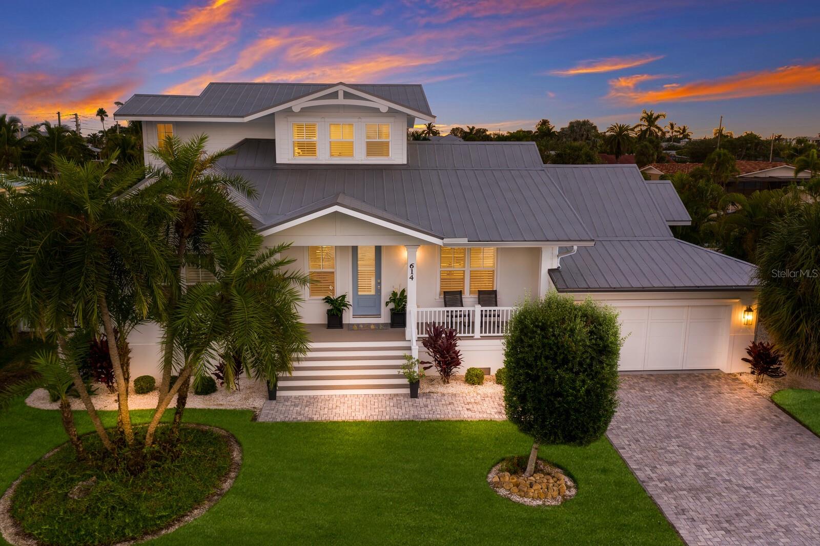 VOLUNTARY HOA - KEY ROYALE RESIDENT OWNE - Residential