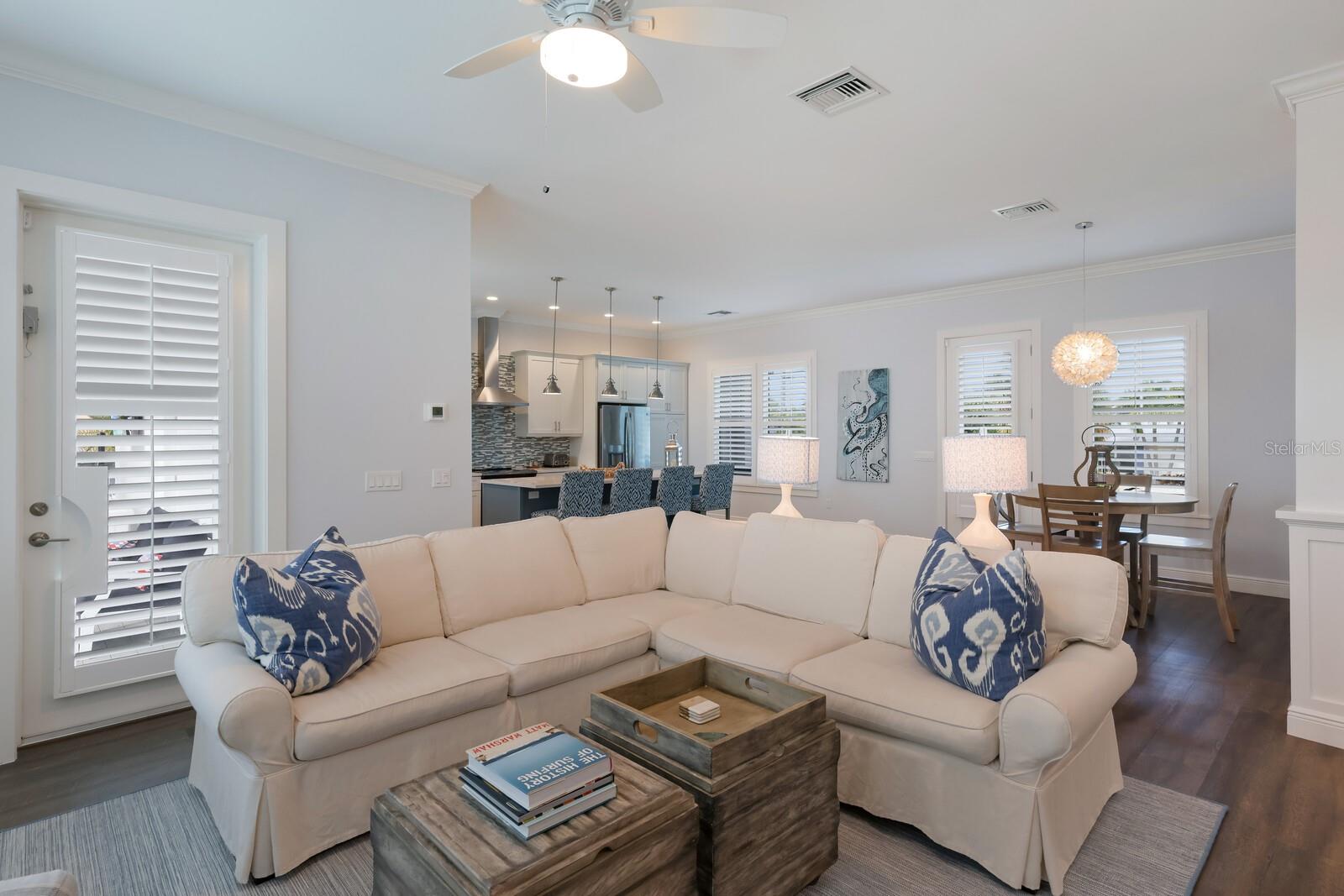 VOLUNTARY HOA - KEY ROYALE RESIDENT OWNE - Residential