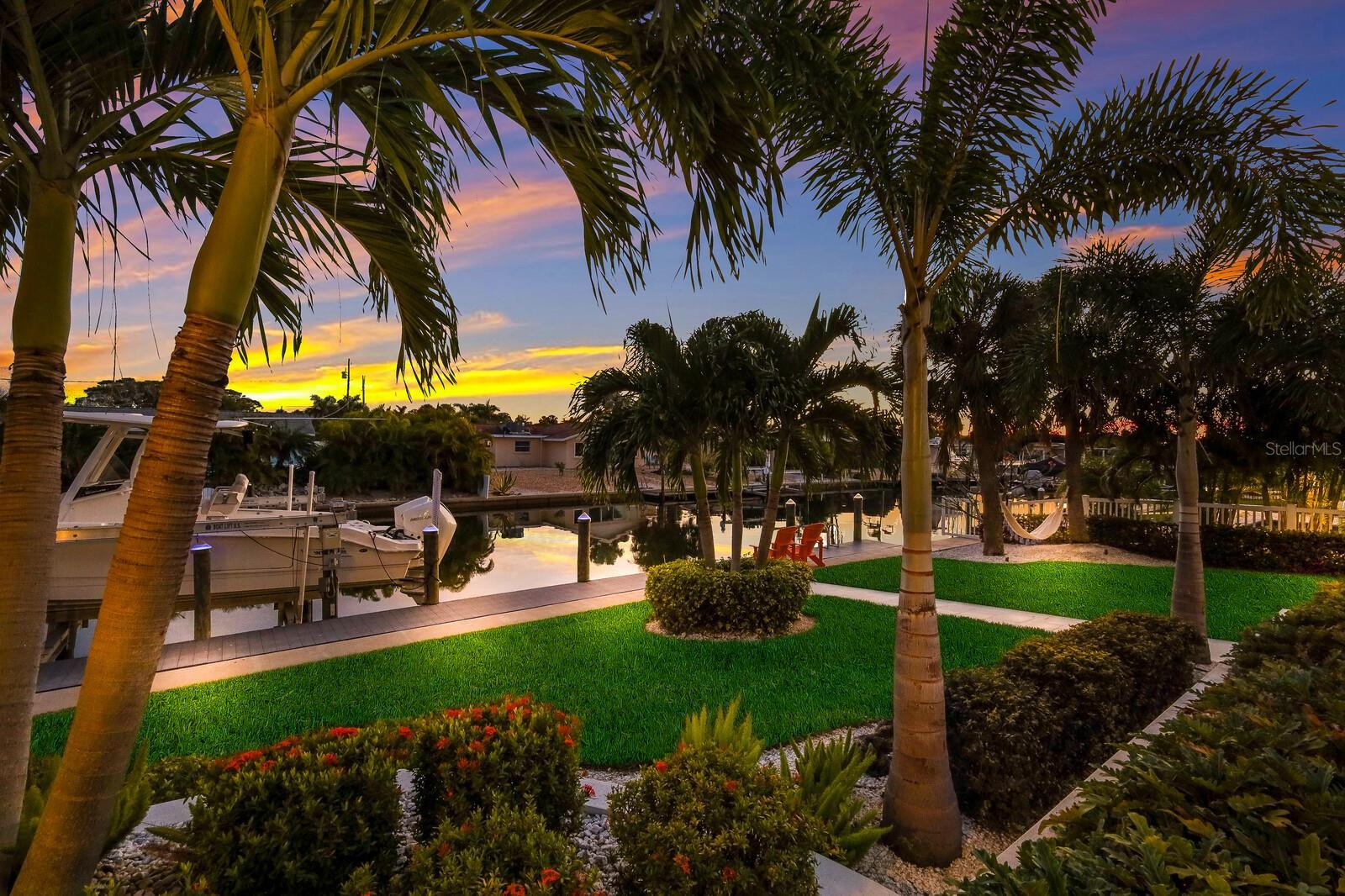 VOLUNTARY HOA - KEY ROYALE RESIDENT OWNE - Residential