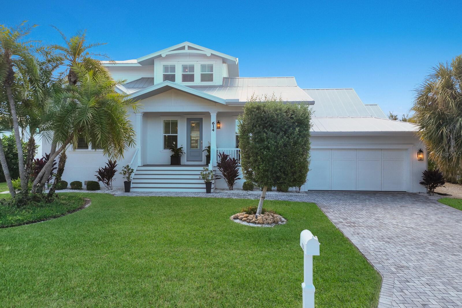 VOLUNTARY HOA - KEY ROYALE RESIDENT OWNE - Residential