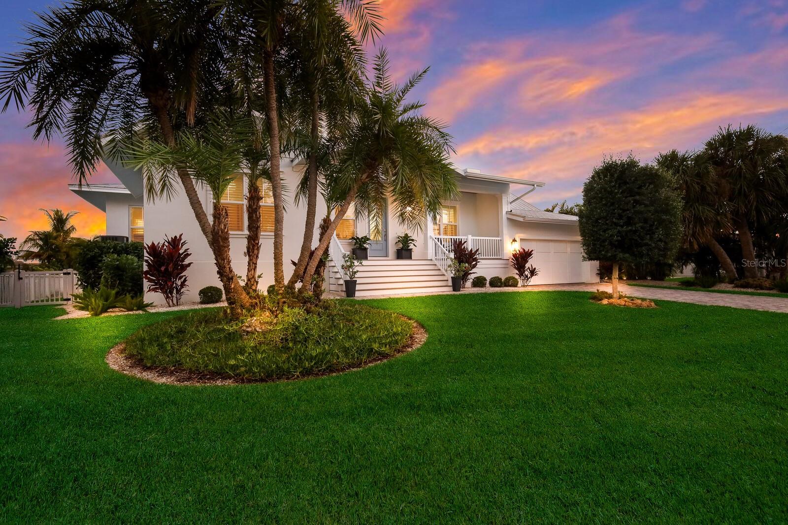 VOLUNTARY HOA - KEY ROYALE RESIDENT OWNE - Residential