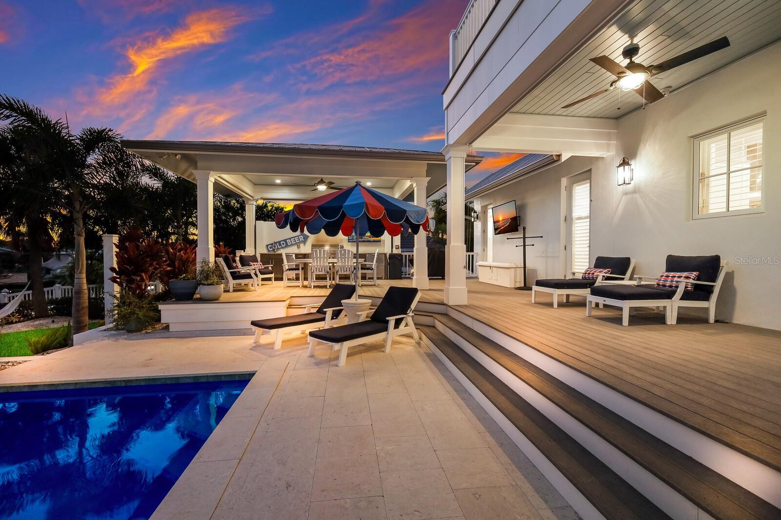 VOLUNTARY HOA - KEY ROYALE RESIDENT OWNE - Residential