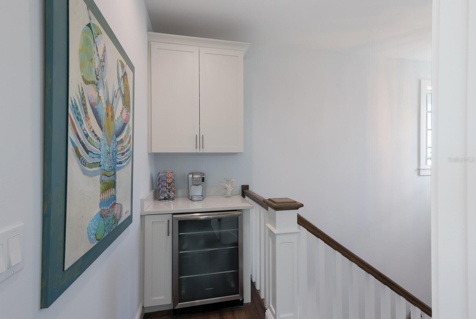 VOLUNTARY HOA - KEY ROYALE RESIDENT OWNE - Residential