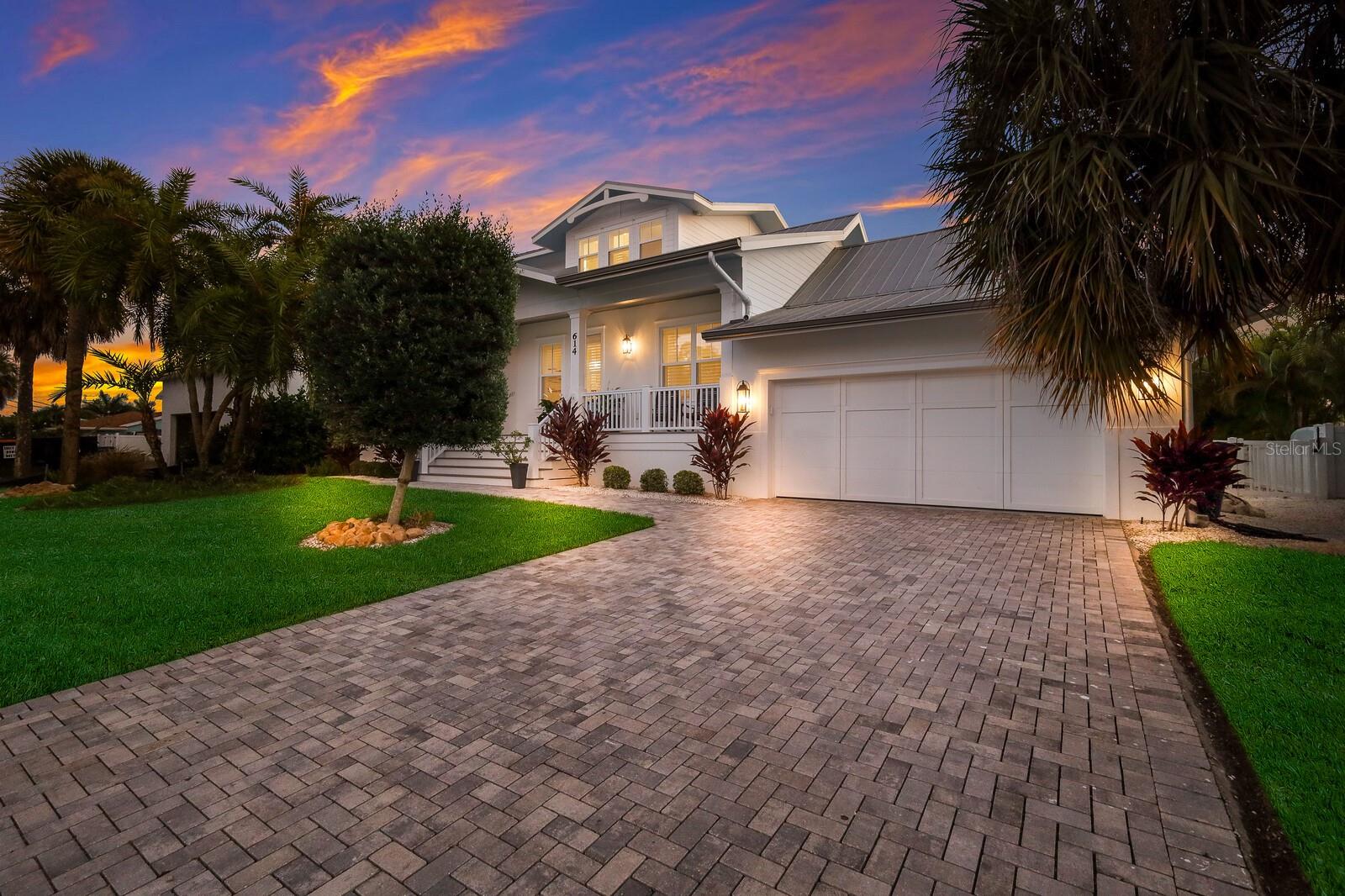 VOLUNTARY HOA - KEY ROYALE RESIDENT OWNE - Residential