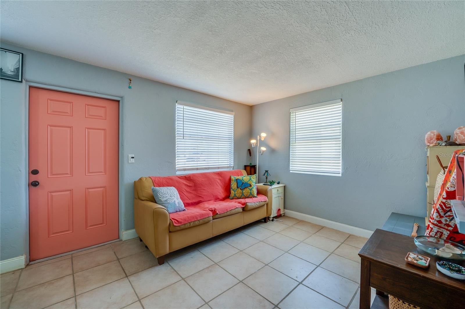34 RIVER DRIVE