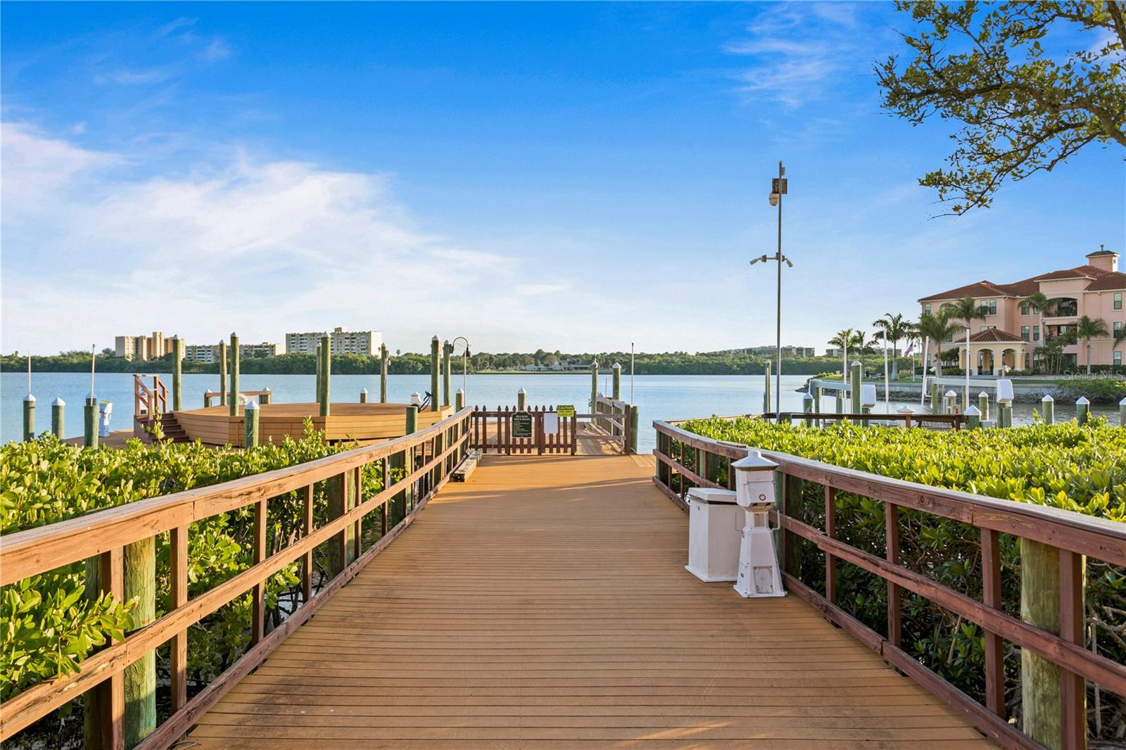 GRAND BELLAGIO AT BAYWATCH CONDO THE - Residential