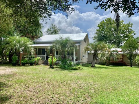 Photo of 9150 SW 151st Lane, Archer, FL 32618 (MLS # GC533088)