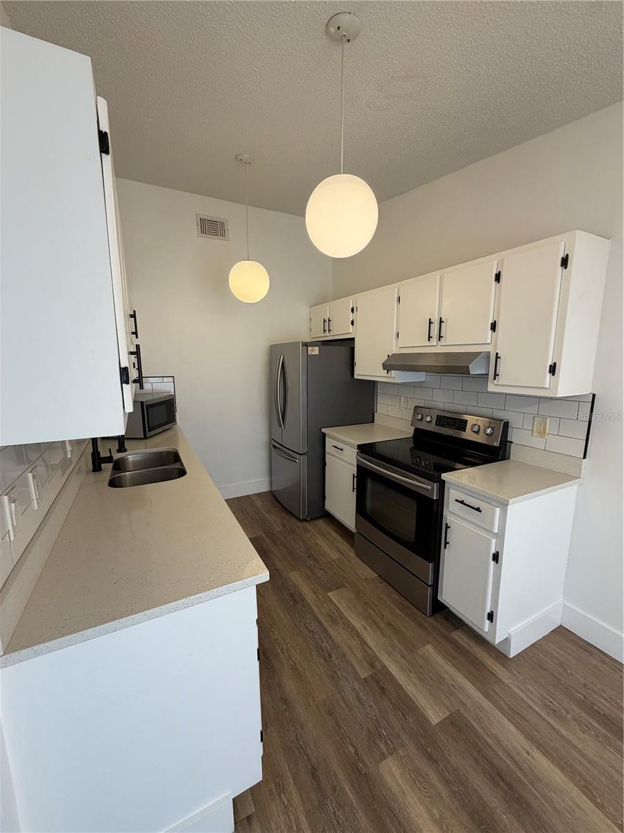 VILLAS OF CASSELBERRY PH 1 - Residential Lease