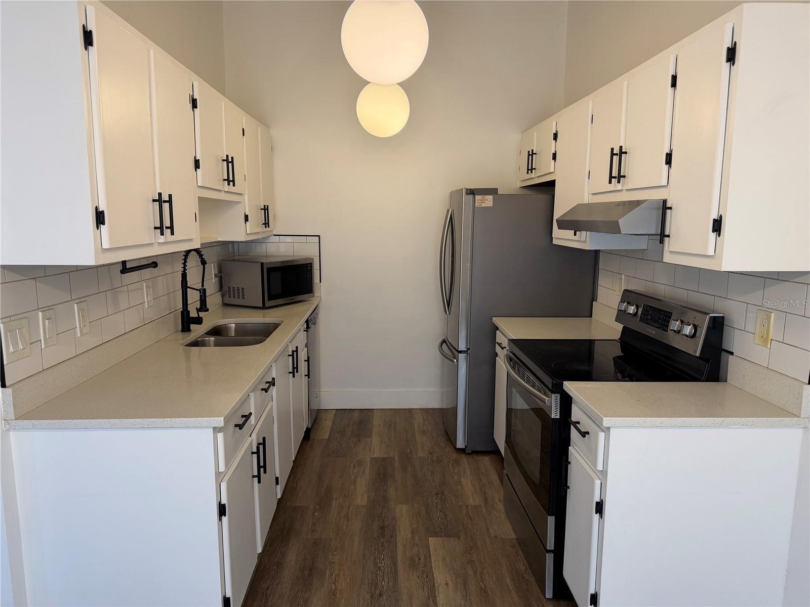 VILLAS OF CASSELBERRY PH 1 - Residential Lease