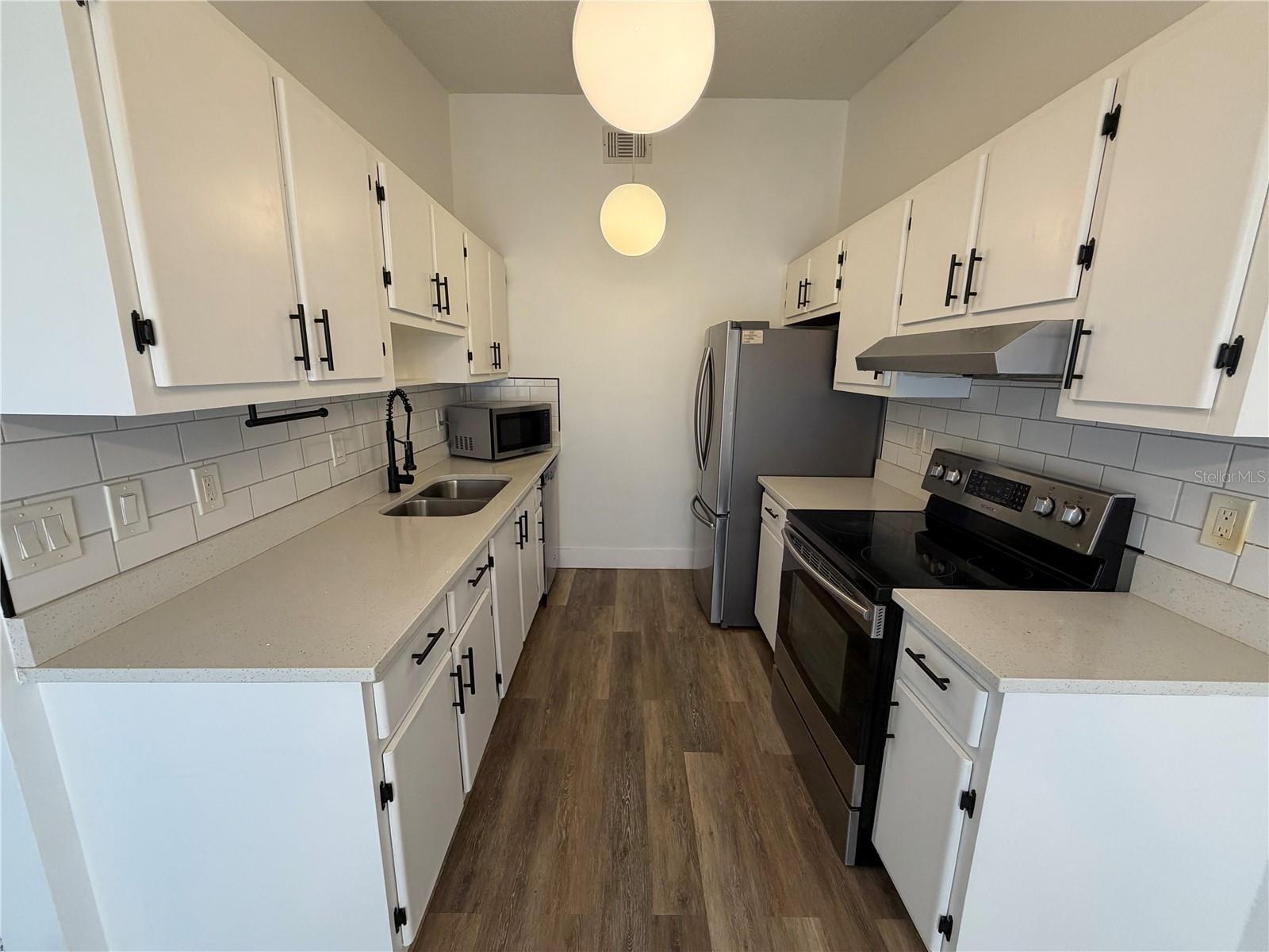 VILLAS OF CASSELBERRY PH 1 - Residential Lease