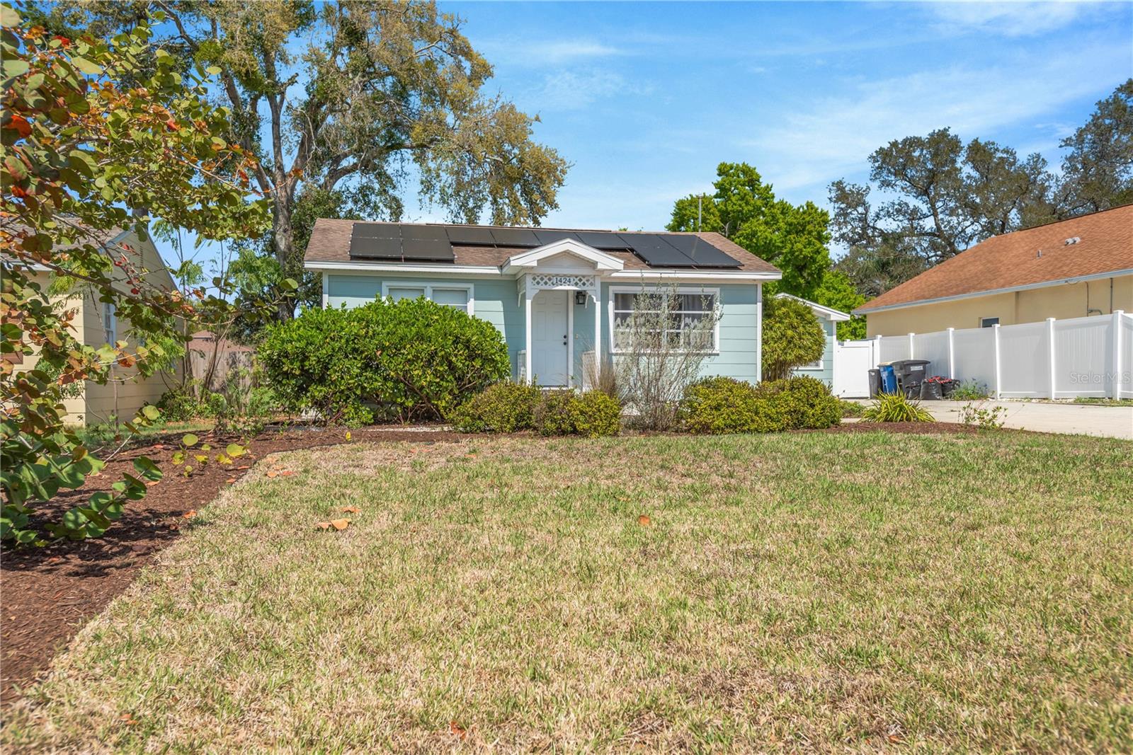 BREEZE HILL - Residential