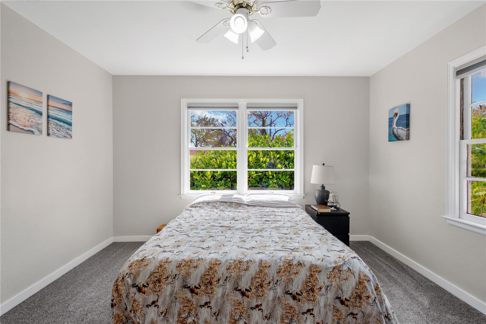 BREEZE HILL - Residential