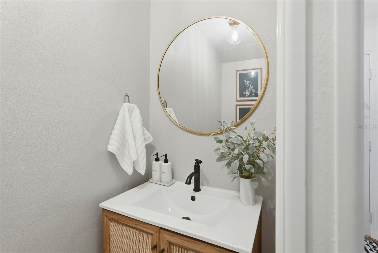 GLEN PARK CONDO - Residential