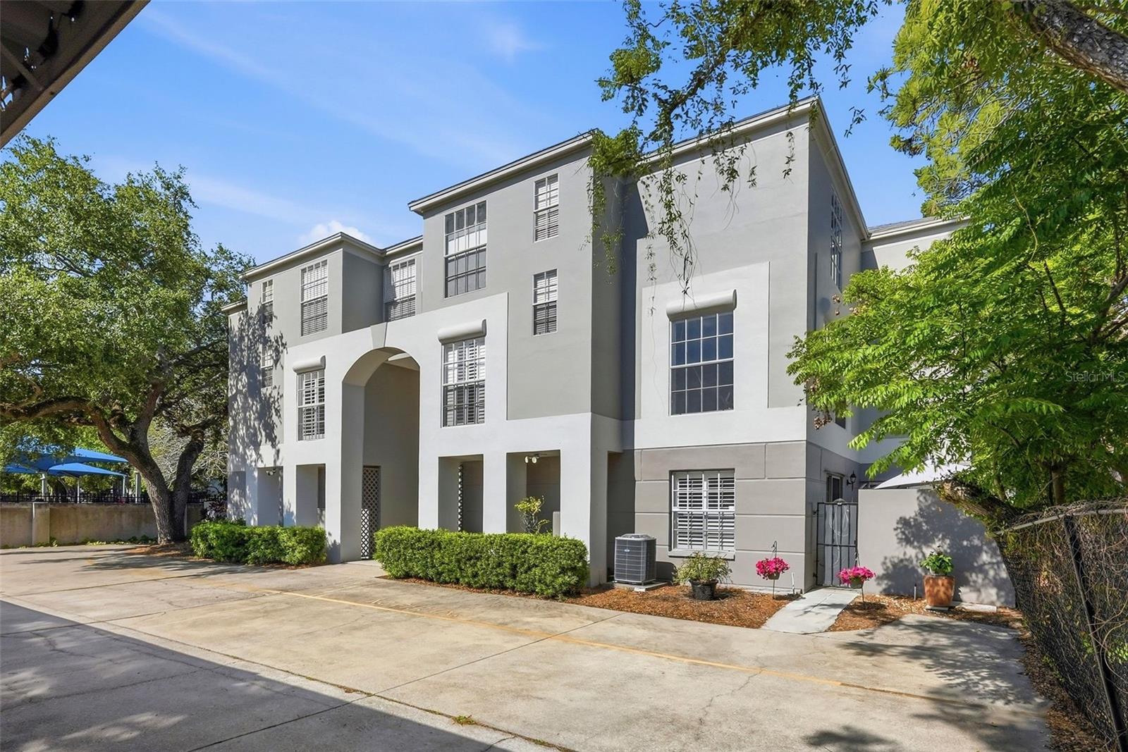 GLEN PARK CONDO - Residential