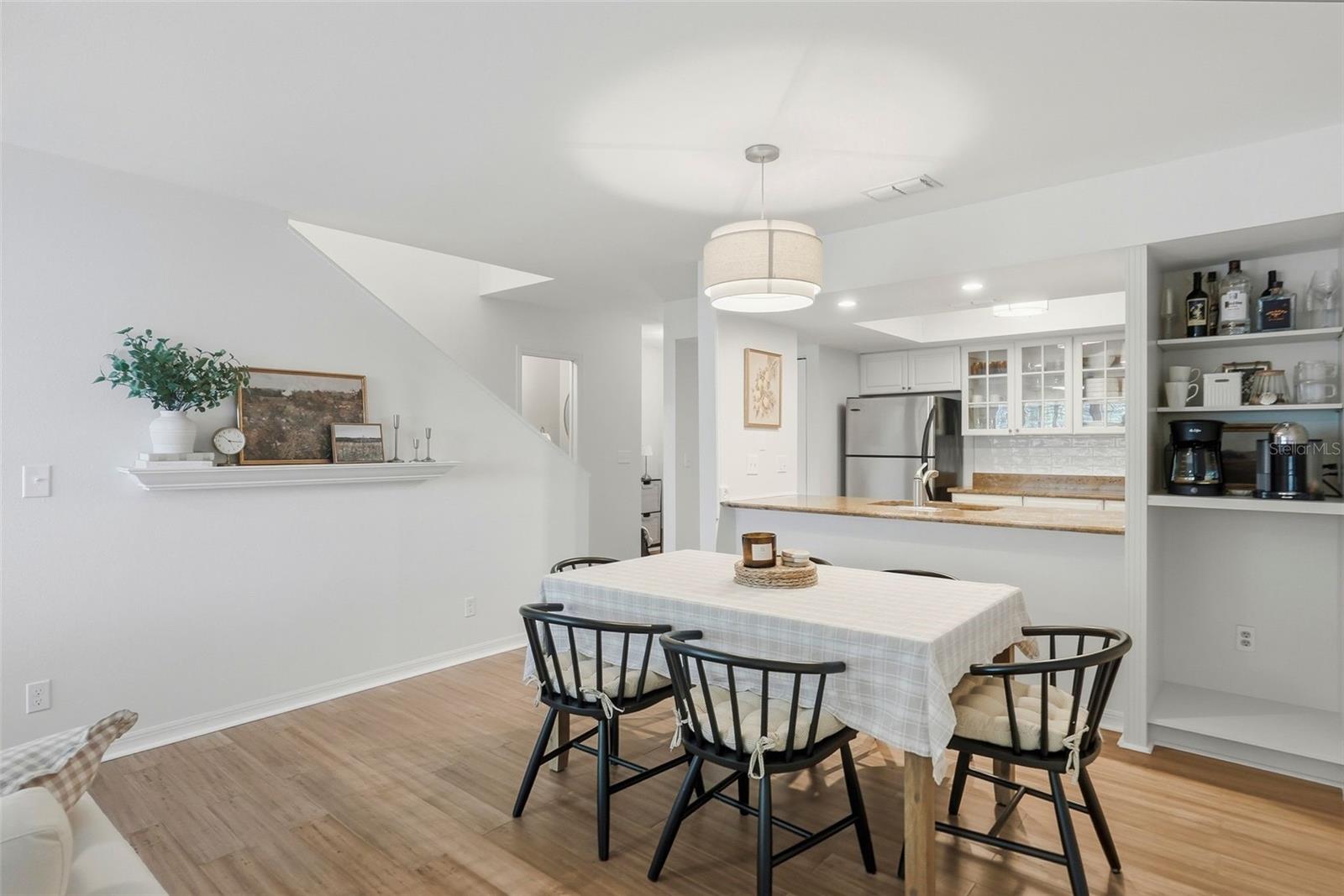 GLEN PARK CONDO - Residential