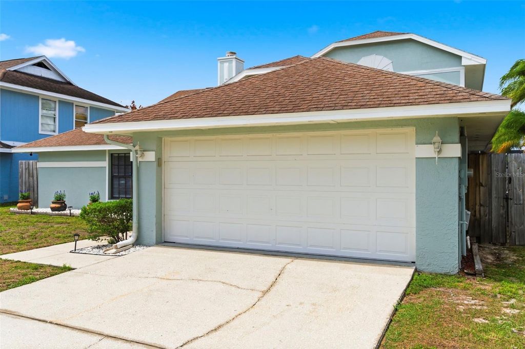 Photo of 1925 Redbridge Drive, Brandon, FL 33511 (MLS # TB8490948)