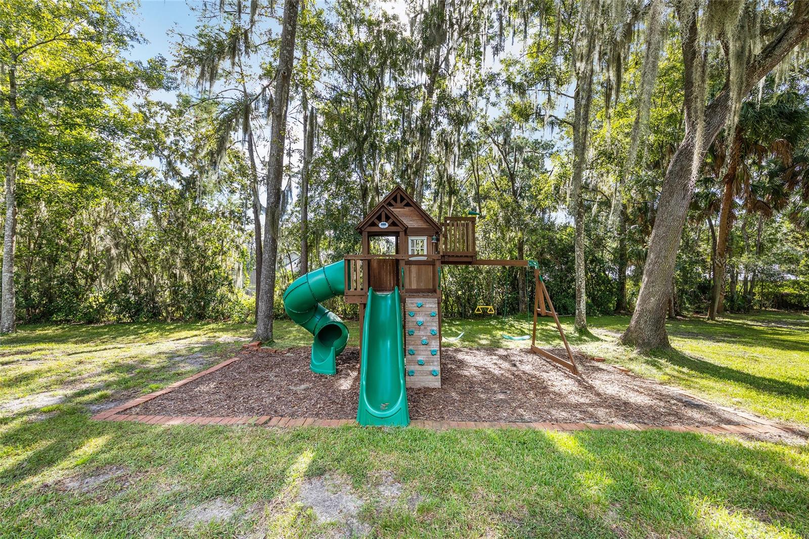 BROOKSTONE - Residential