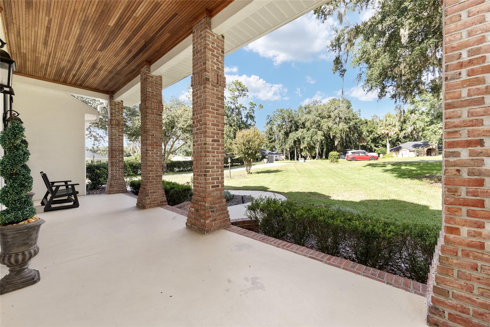 BROOKSTONE - Residential