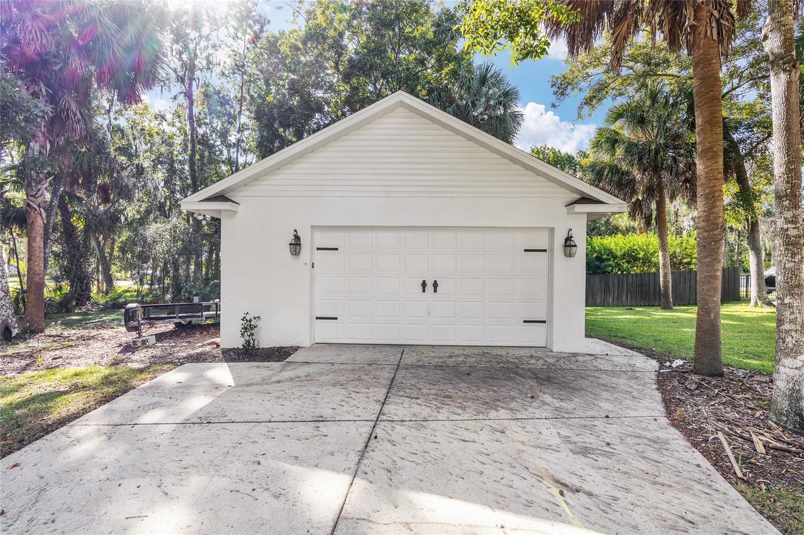 BROOKSTONE - Residential