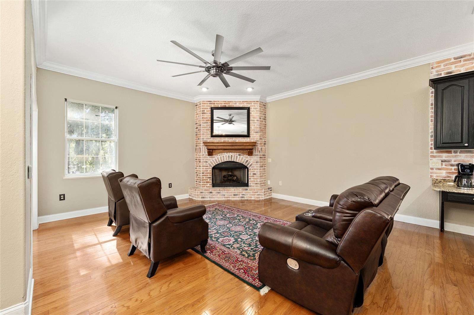 BROOKSTONE - Residential