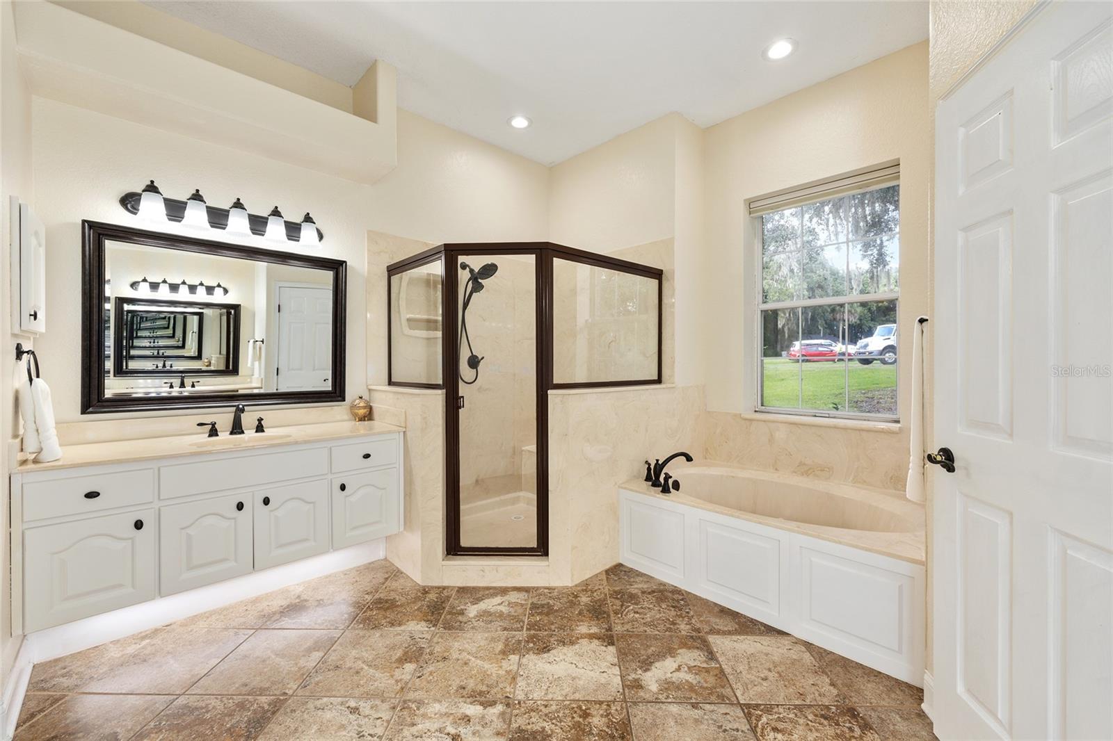 BROOKSTONE - Residential