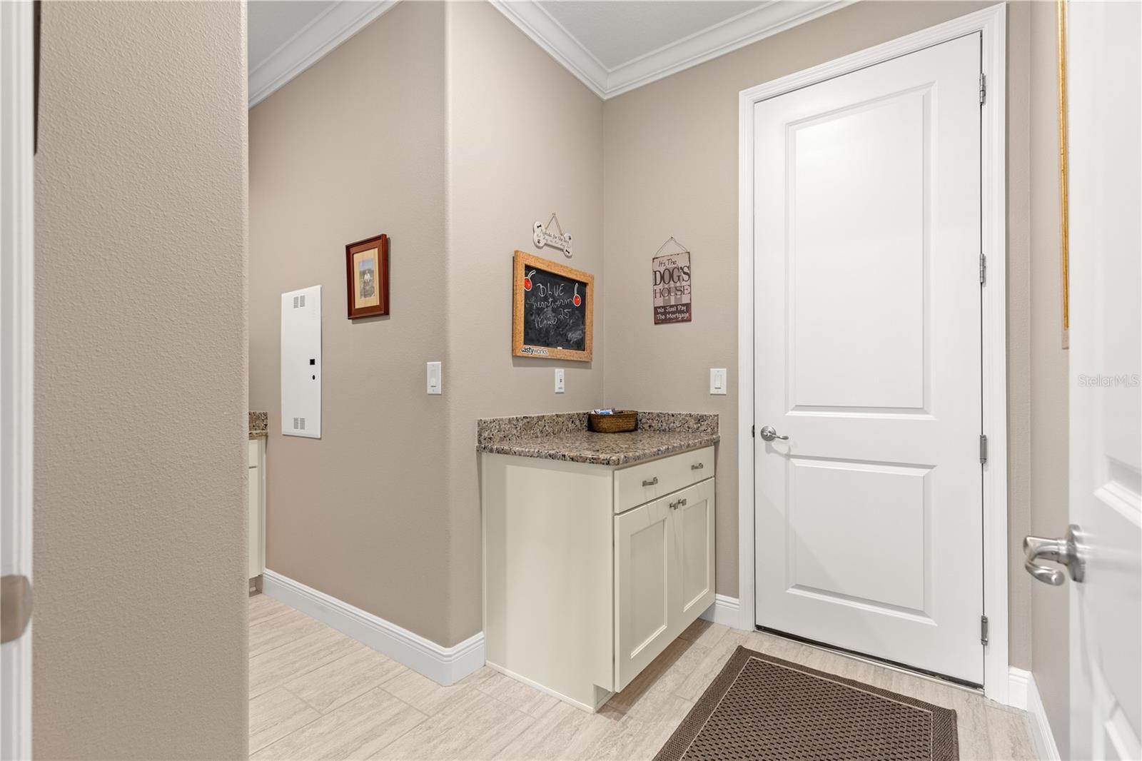 CANDLER HILLS WEST SANCTUARY - Residential