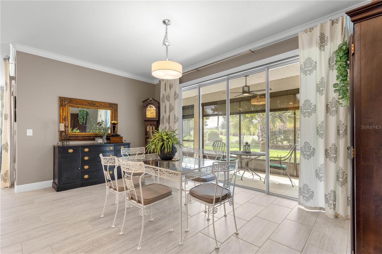 CANDLER HILLS WEST SANCTUARY - Residential