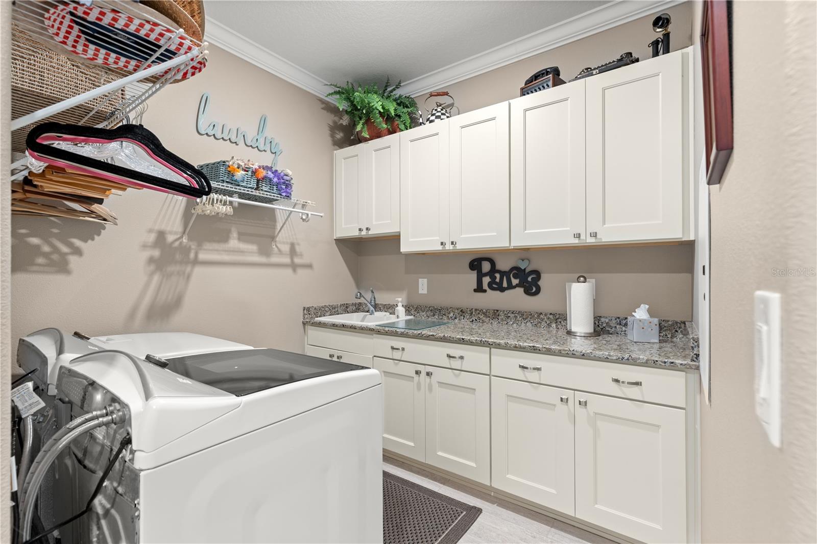 CANDLER HILLS WEST SANCTUARY - Residential