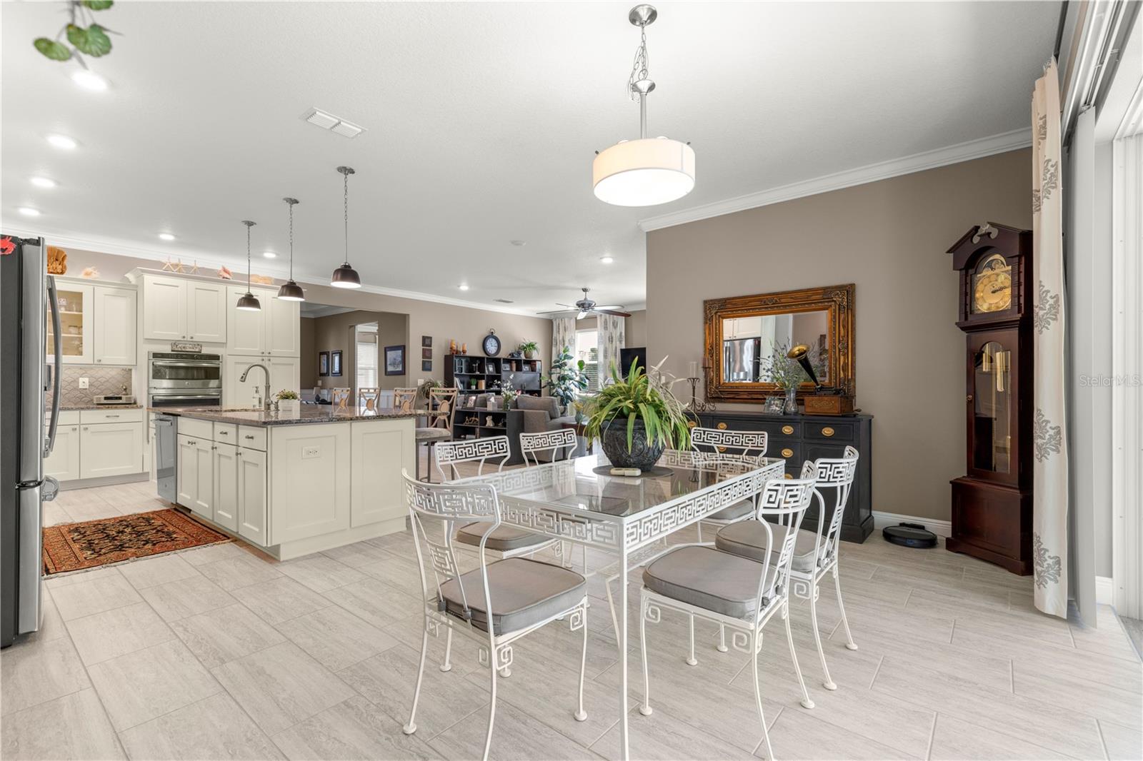 CANDLER HILLS WEST SANCTUARY - Residential