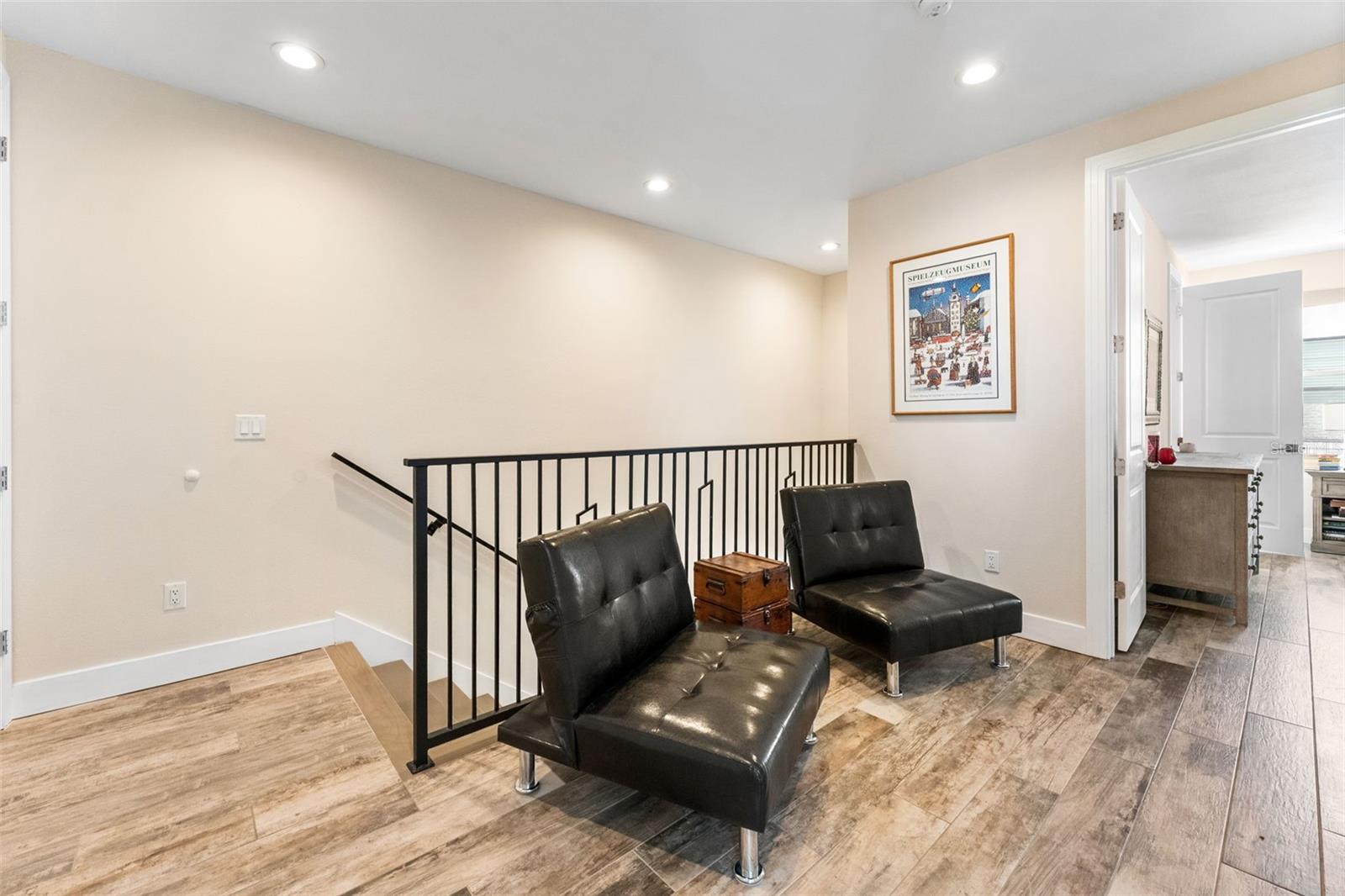 MCELROY AVE TWNHMS - Residential