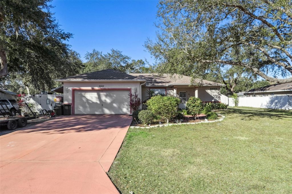 Photo of 9200 E Windwood Loop, Inverness, FL 34450 (MLS # OM717452)