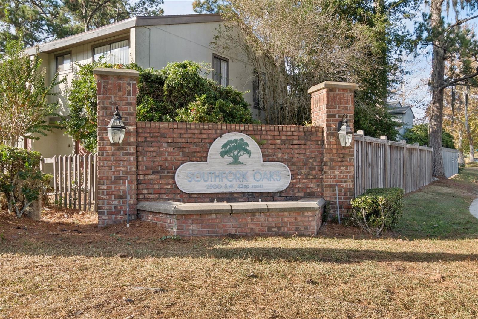 SOUTHFORK OAKS - Residential