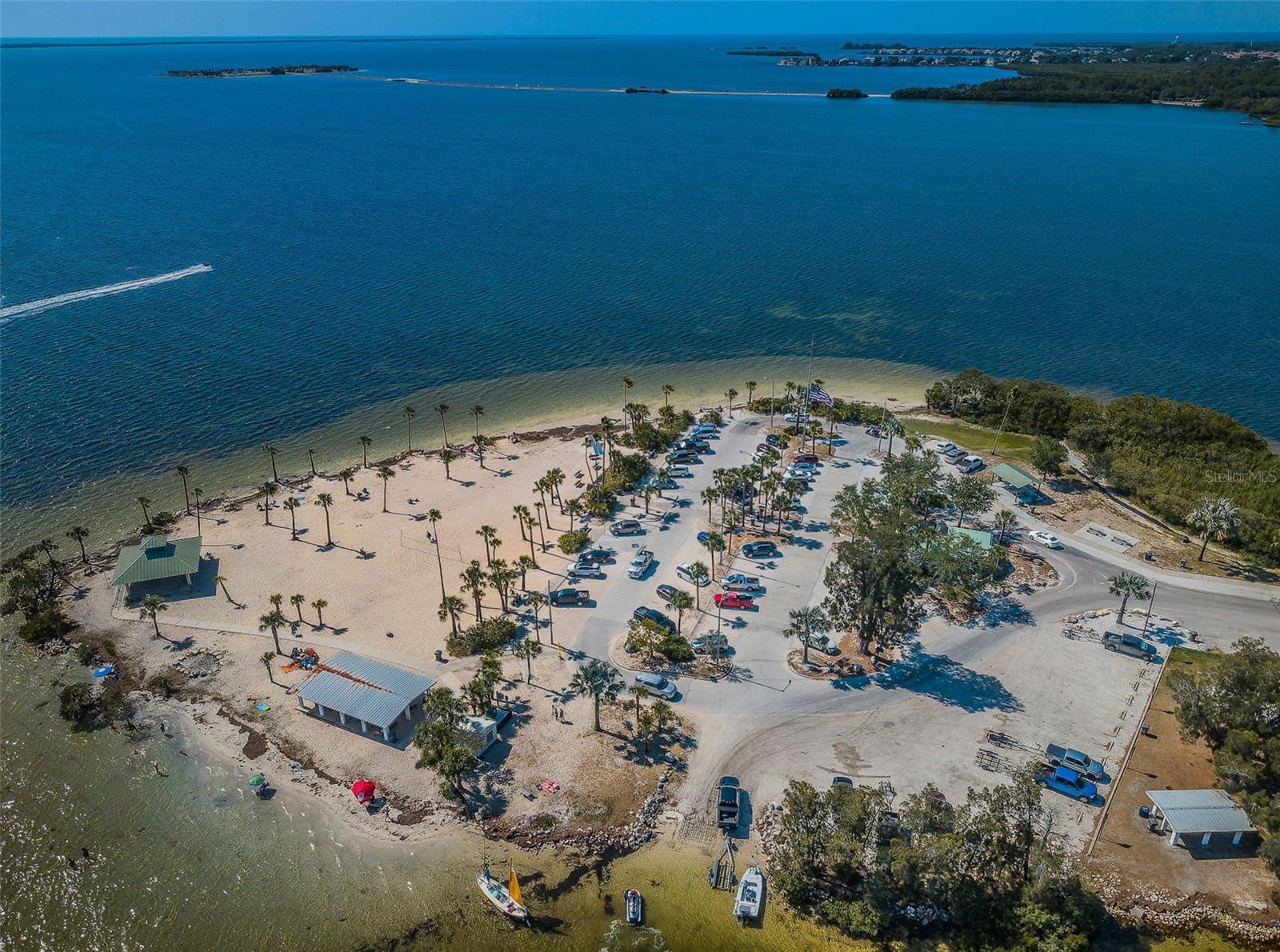 WINDRUSH BAY CONDO - Residential