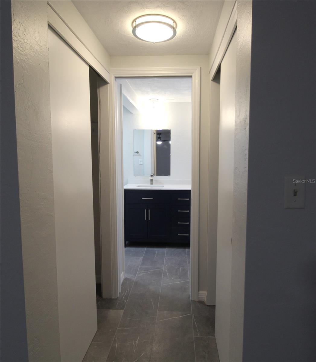 SIESTA HEIGHTS MANOR - Residential Lease