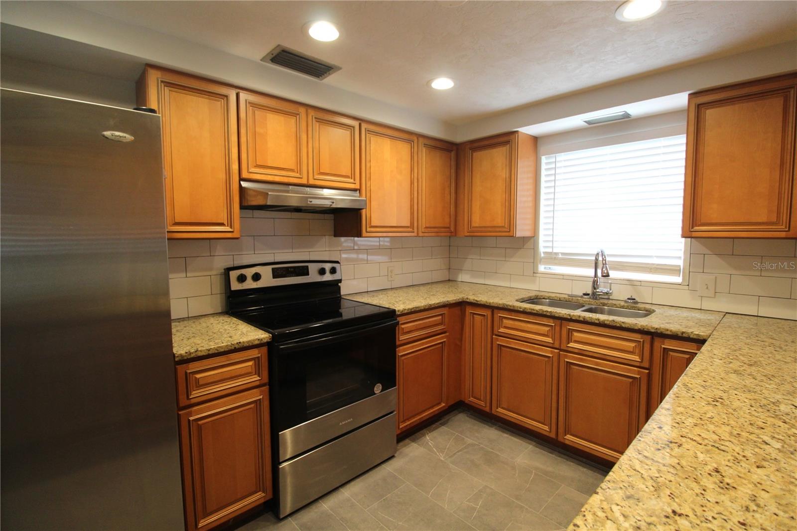 SIESTA HEIGHTS MANOR - Residential Lease