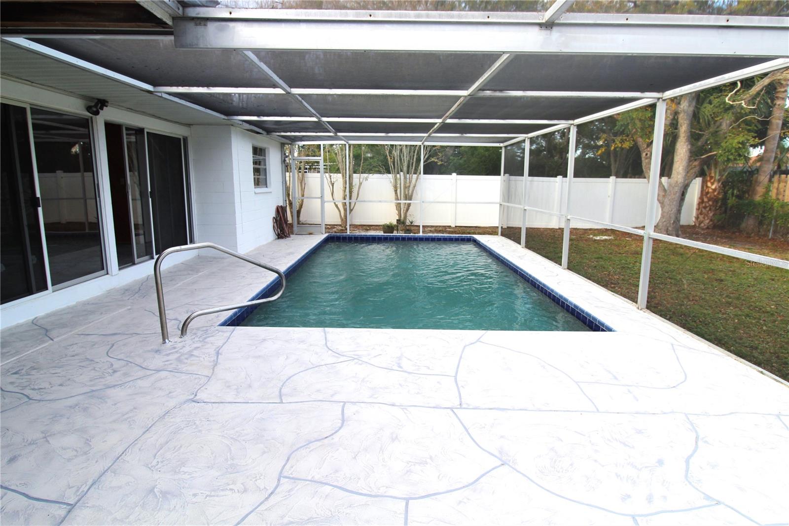 SIESTA HEIGHTS MANOR - Residential Lease