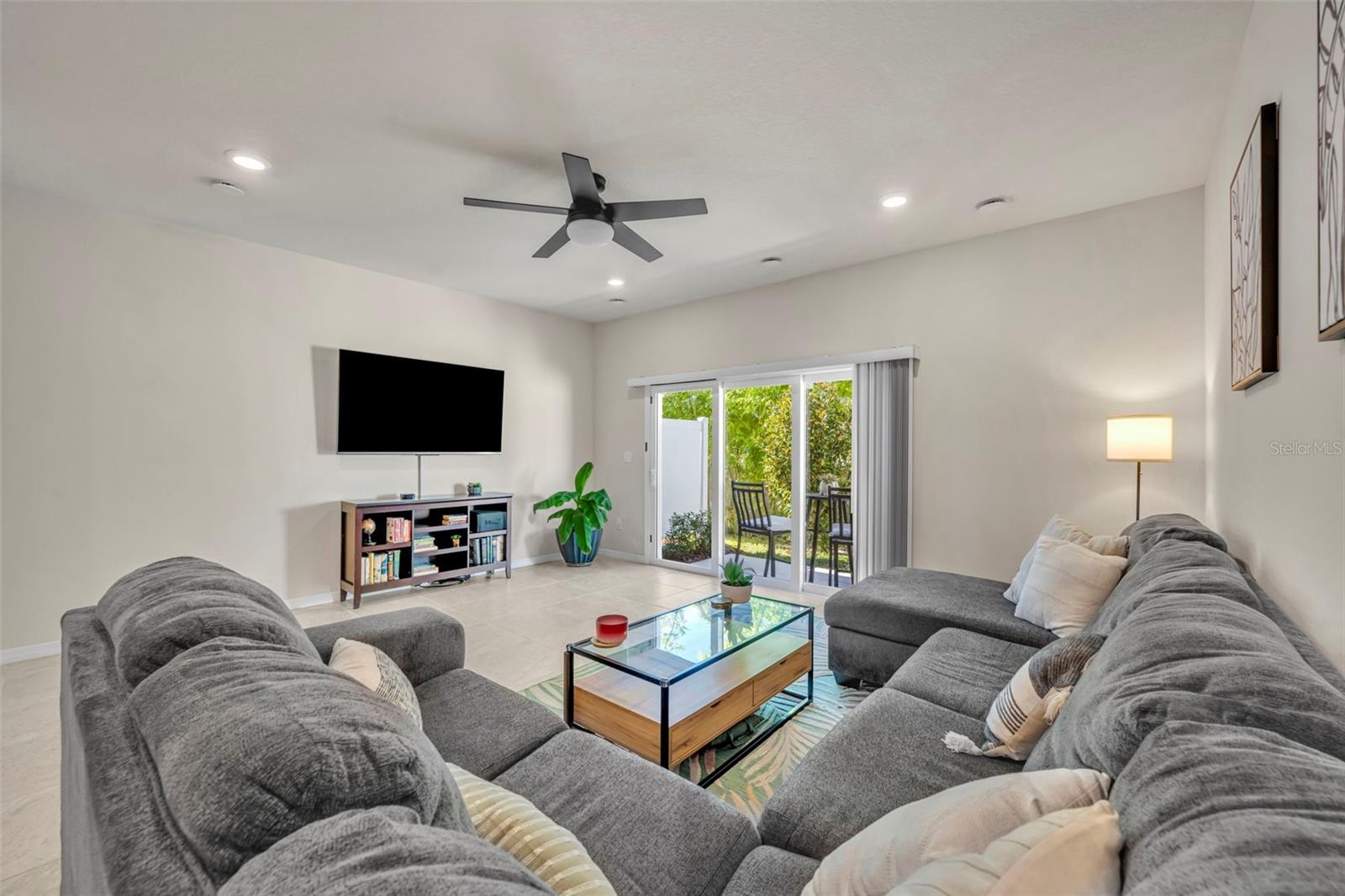 CYPRESS CAY PH 2 - Residential Lease