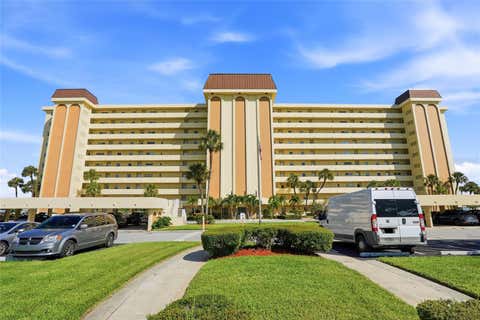 Photo of 4725 Cove Circle #306, St Petersburg, FL 33708 (MLS # TB8536268)