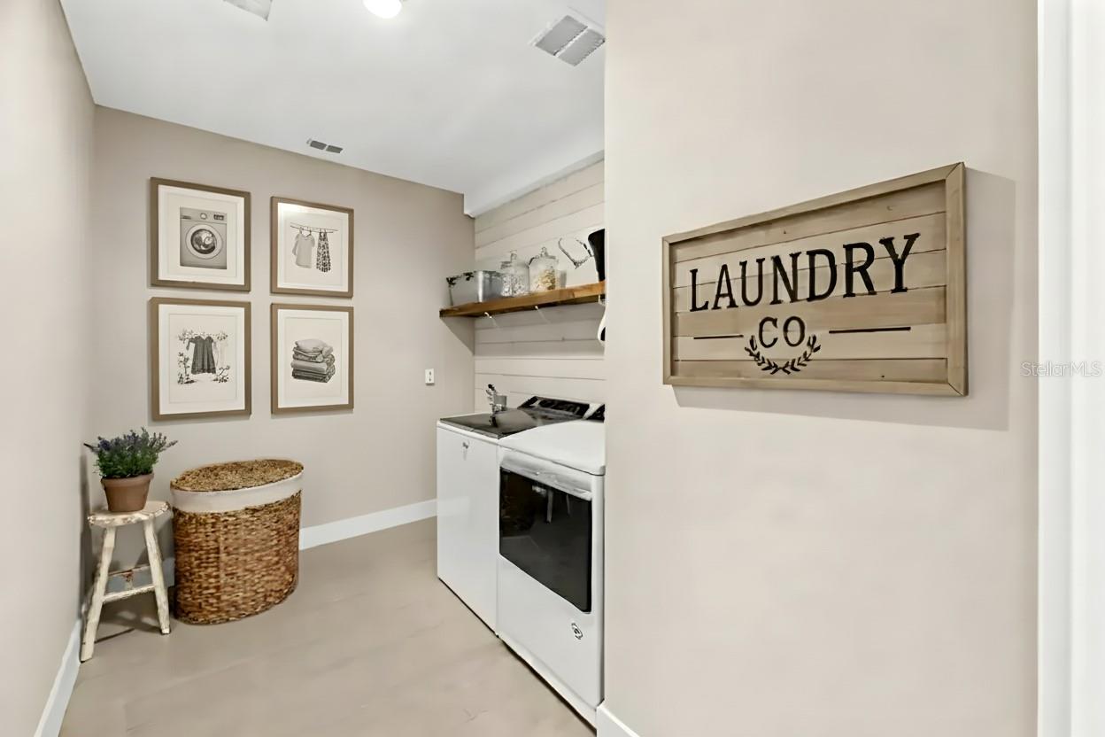 SAVANNA AT LAKEWOOD RANCH - Residential