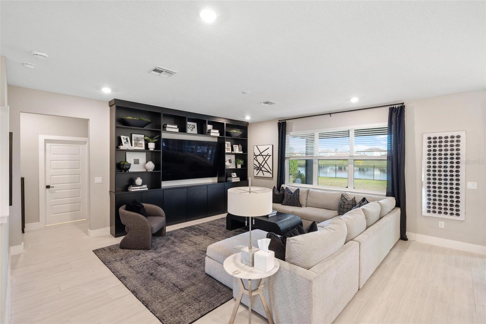 SAVANNA AT LAKEWOOD RANCH - Residential